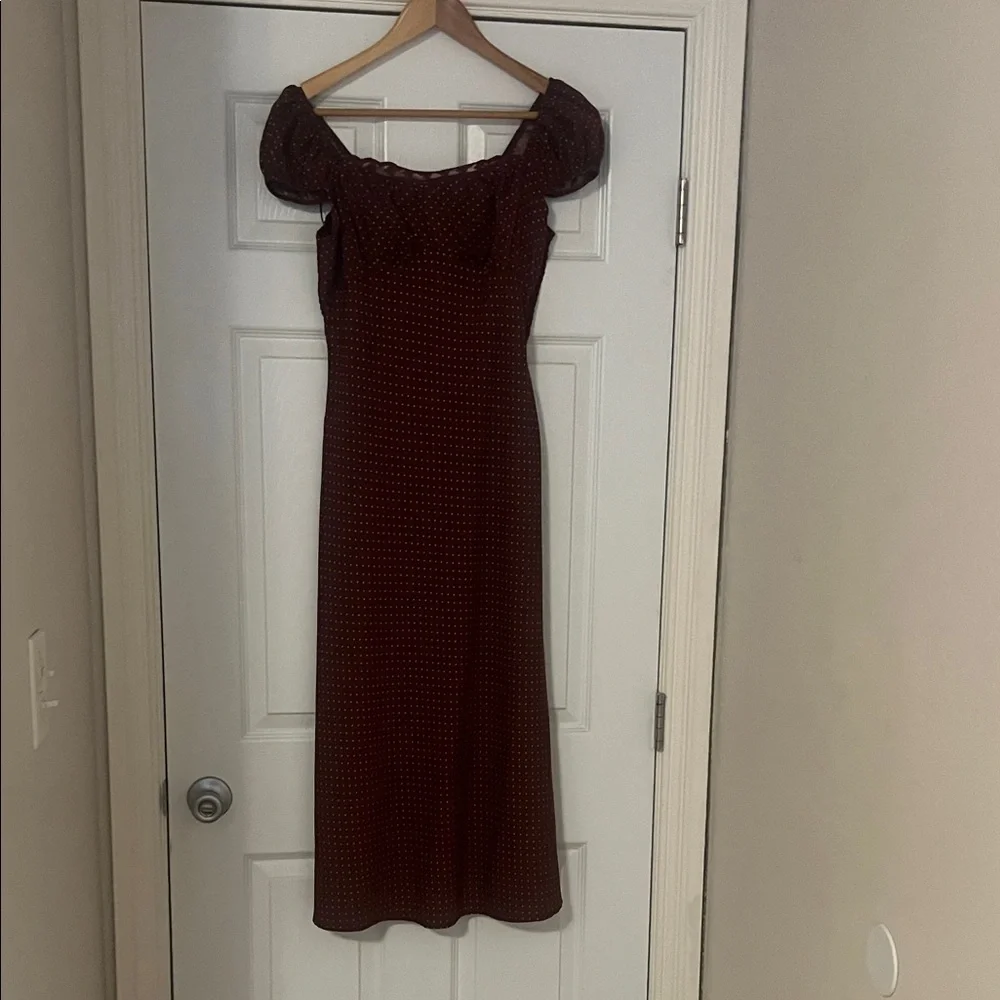 Burgundy Polka Dot Puff Sleeve Dress - Picture 2 of 3